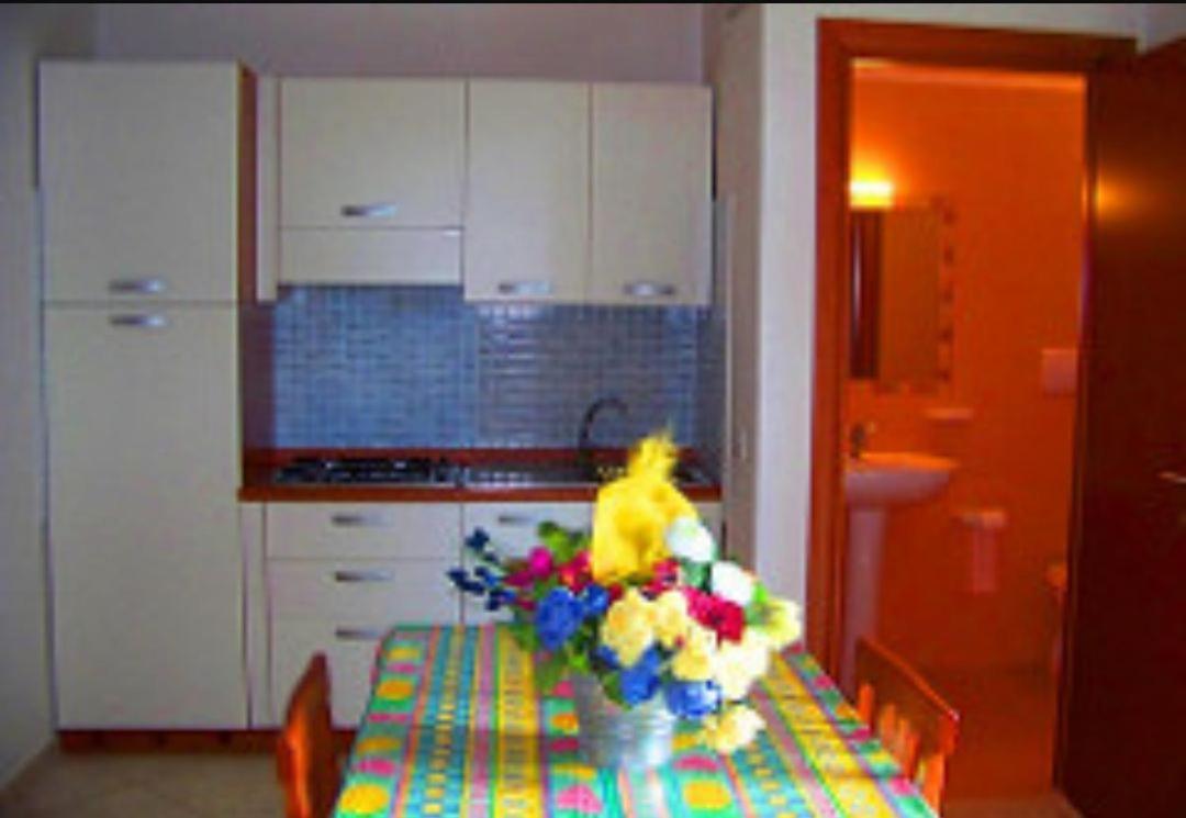 Villa Rinaldi Apartment Вьесте Экстерьер фото